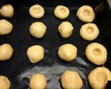 A picture of step 1 of Biscuits with Jam.
