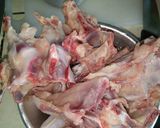 Foto langkah ke 1 dari resep Tengkleng krongkongan ayam pedas mampus.