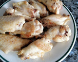 Foto del paso 3 de la receta: Alitas con tomate