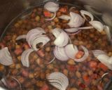 A picture of step 3 of Spicy Nadan Kadala Curry.
