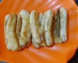 Foto langkah ke 1 dari resep Mini Bolen Banana Puff.