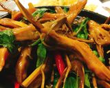 Hình bước làm 5 của món Lưỡi vịt sapo