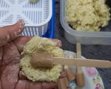 Foto langkah ke 4 dari resep 45. Sempol Mie isi Sosis.