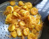 A picture of step 3 of Machher Jhaal / Fish in Mustard curry.
