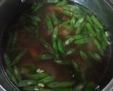 Foto langkah ke 2 dari resep Sup Ayam Sayur.
