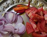 কাতলা মাছের মাথা দিয়ে মুগডাল (Katla machher matha diye moog dal recipe in Bengali) রেসিপির ধাপ 2 ছবি