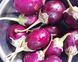A picture of step 1 of Stuffed Baby Brinjal.