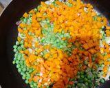 A picture of step 3 of Jollof cous cous.