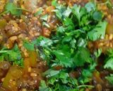 हिरव्या टोमॅटोची मुगडाळ घालून भाजी (Green Tomato Moongdal Bhaji Recipe In Marathi) रेसिपी स्टेप 4 फोटो 