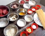 Foto langkah ke 1 dari resep Spaghetti Meatballs.