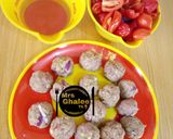 A picture of step 5 of Meat balls stew.