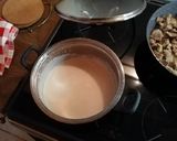 Φωτογραφία βήματος 2 της συνταγής Τηγανιά χοιρινή σπιτική με κρέμα γάλακτος και μουστάρδα
