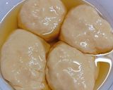 A picture of step 2 of Thai Banana Egg Pancake (Roti Kluai Khai).