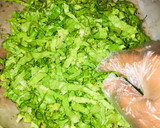 A picture of step 3 of Local salad🥗.