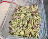 Une image de l'étape 12 de Flan de courgettes au bœuf, oignon de roscoff et romarin.