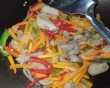 Foto langkah ke 3 dari resep Japchae (Tumis Soun ala Korea).