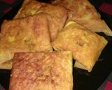 Foto langkah ke 3 dari resep Martabak mini simple.