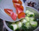 Foto langkah ke 2 dari resep Bening Bayam Oyong.