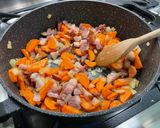 Une image de l'étape 9 de Lentilles vertes au lard, pommes fruits et carottes.
