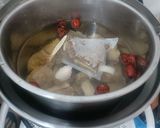 何首烏燉雞湯(簡單料理)的食譜步驟5照片