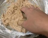 Foto langkah ke 2 dari resep Roti Gandum isi oreo cheese cream.