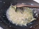Ayam Ngamprak ala-ala
