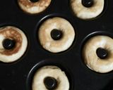 Foto langkah ke 6 dari resep Donat bakar ala micis.