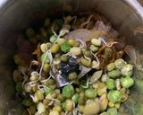 A picture of step 1 of Peas sprouts hyacinth beans masala.