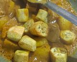 আলু ও কাঁচা কলা দিয়ে মটর ডালের বড়ার ডালনা(daler borar dalna recipe in Bengali) রেসিপির ধাপ 3 ছবি