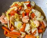 Foto langkah ke 3 dari resep Tumis Wortel Sawi.