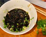 A picture of step 8 of 【Weeknight One-Pot】Chicken Rice in Rice Cooker.