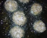 A picture of step 5 of Banana balls.