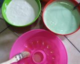 Foto langkah ke 3 dari resep Bolu Pelangi 2 Telur.