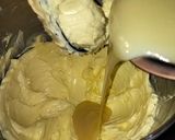 Foto langkah ke 9 dari resep Chiffon birthday cake with american buttercream.