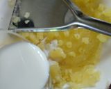 Foto langkah ke 4 dari resep Ultra Creamy Mashed Potato.