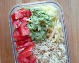 Foto del paso 2 de la receta: Ensalada de calabacín y quinoa
