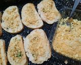 Foto del paso 6 de la receta: Pan con manteca a las hierbas y queso (al horno)
