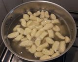 Foto del paso 4 de la receta: Ñoquis de papas "perezosos"