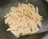 Foto del paso 1 de la receta: Pasta con salsa de queso y york