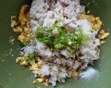 Foto langkah ke 3 dari resep Nasi Goreng Mentega.