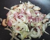 รูปขั้นตอนการทำที่ 2 ของ หมูผัดซอสญี่ปุ่น ไข่ขยี้
