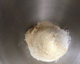 Une image de l'étape 2 de Pâte brisée aux trois farines et lait.
