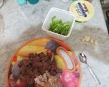 صورة لخطوة 1 من وصفة كبد خروف مع البصل والفلفل الحلو بنننننة!!!🍖🥩🍖🥩🥘