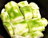 鑄鐵鍋之無水絲瓜金針菇(原味餐食譜 娜娜媽)的食譜步驟1照片