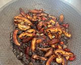 Gambar langkah 3 resipi 👩🍳Tumis Cendawan Shiitake Pedas.