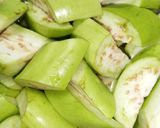 Foto langkah ke 7 dari resep Tumis terong ijo dengan ikan teri.