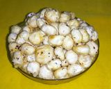 मीठा मखाना (meetha makhana recipe in Hindi) रेसिपी चरण 4 फोटो