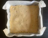 A picture of step 7 of Dates & Walnuts Shortcake.