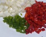Foto del paso 1 de la receta: Guiso de arroz con pollo