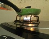 Foto langkah ke 8 dari resep Teflon pane cake.